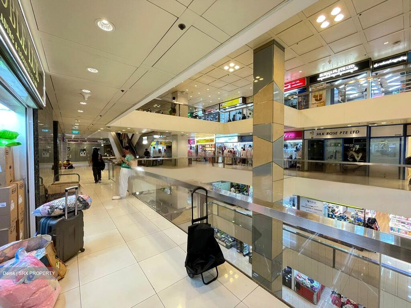 Peninsula Plaza (D6), Shop House #462627131